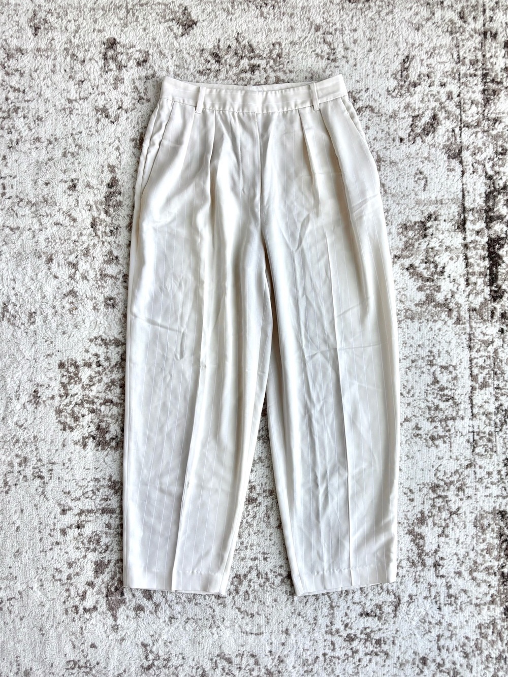 Babaton Aritzia Modesto Pinstripe Pleated Trouser Pants in Birch/White